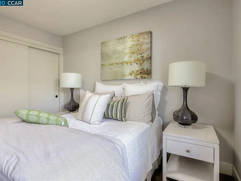 2021 Olivera Rd #D — Photo 14