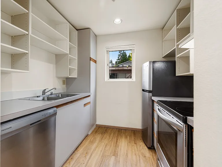 41 Dravus St #S-1 — Photo 8