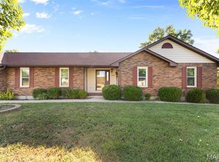 3055 Countryside Dr, Farmington, MO 63640