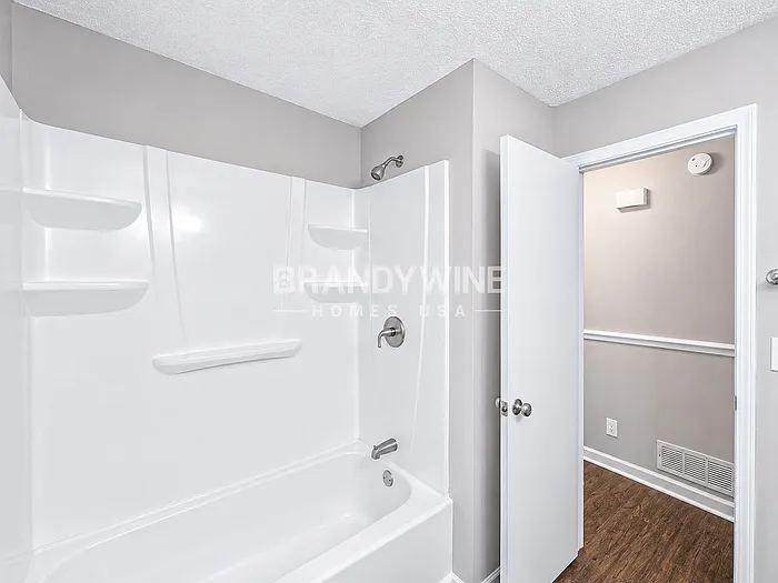 1044 Baker Ln — Photo 17
