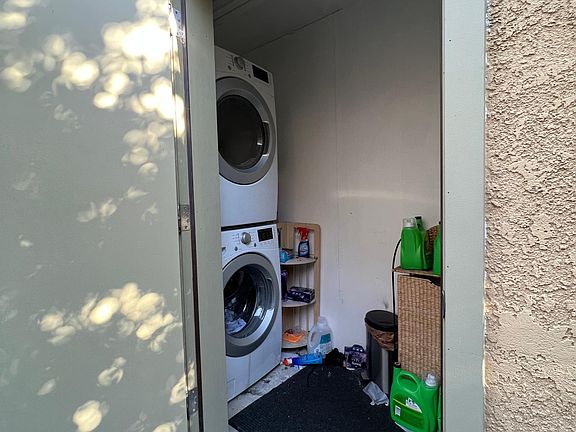 4th image of 4151 W 163rd St