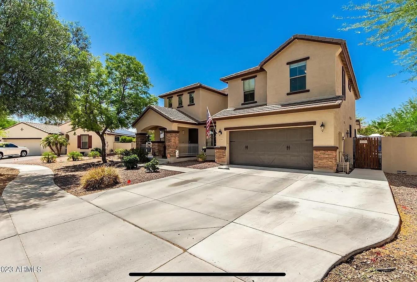 5 bed, 3120 sqft, $3,600 — Photo 1