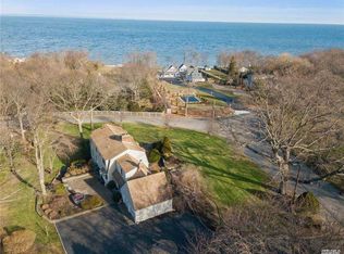11 Marions Ln, Northport, NY 11768