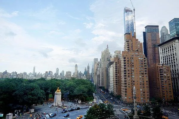 Sold by Temple Morrow LLC | media 7