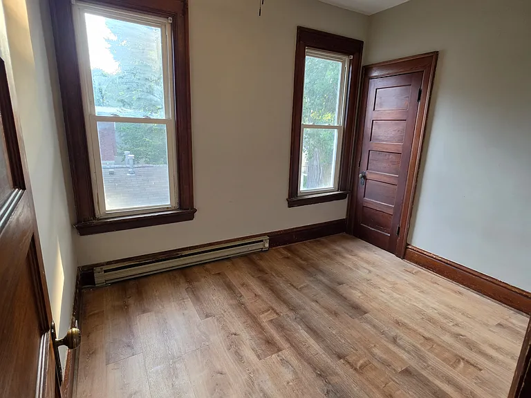 608 E Monroe St #2 — Photo 10