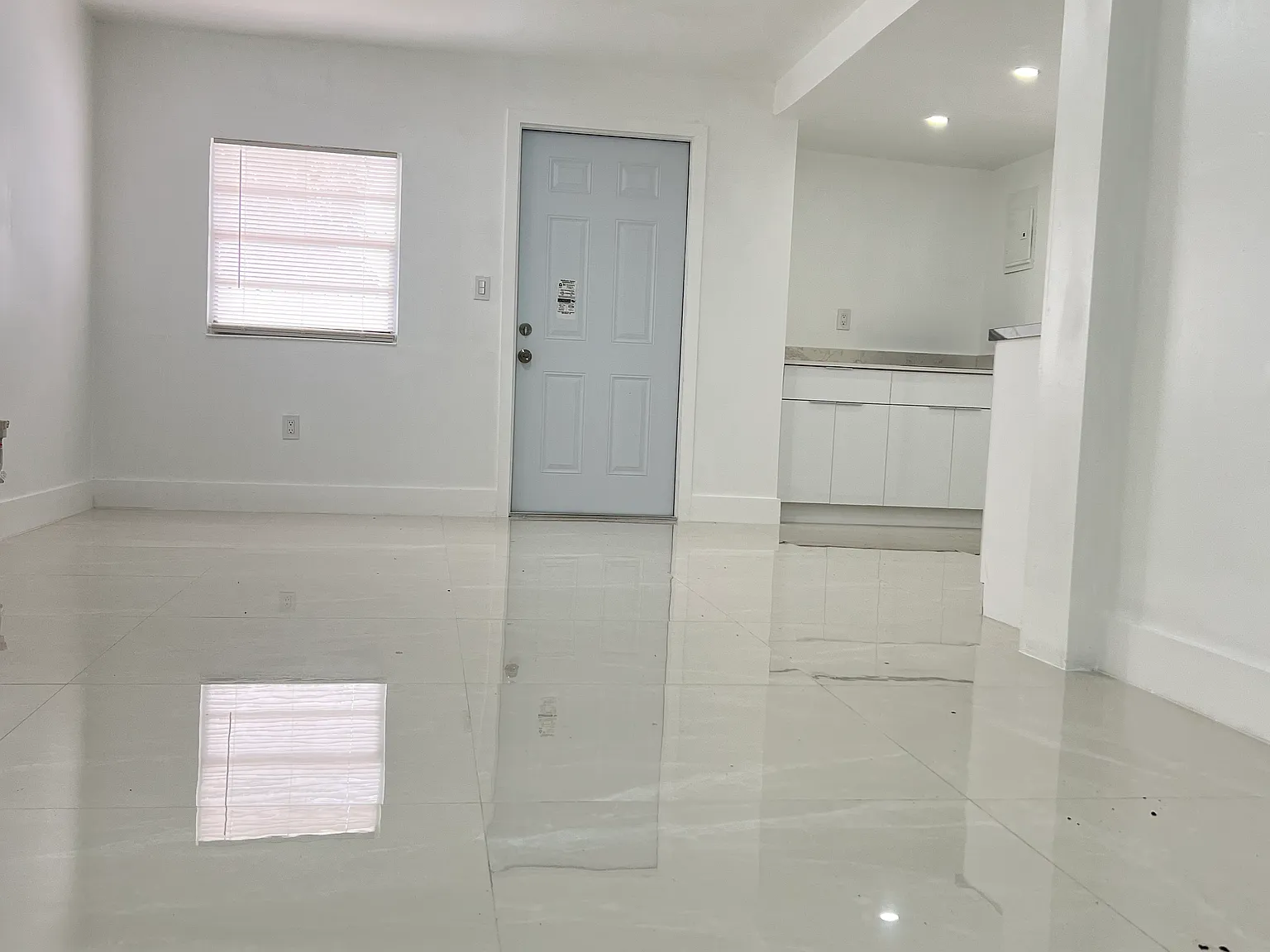 1 bed, $1,900 — Photo 4