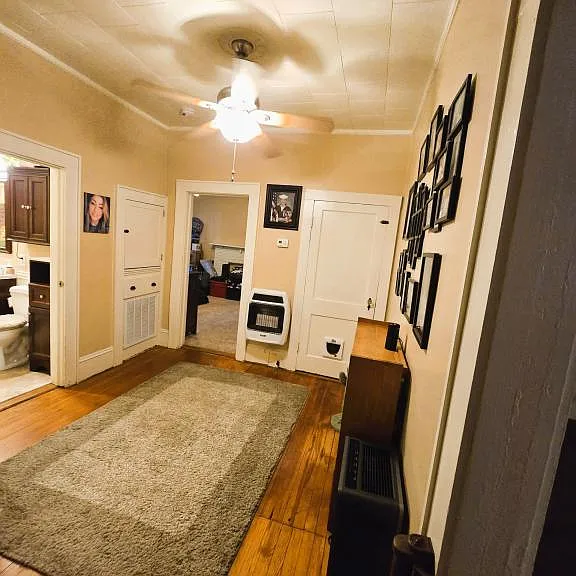 205 W Green St — Photo 20