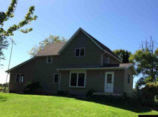 37598 County Road 63, Saint Peter, MN 56082