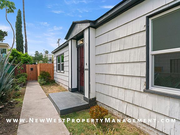 5th image of 4542 Georgia St