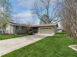 902 Scott Felton Rd, Indianola, IA 50125