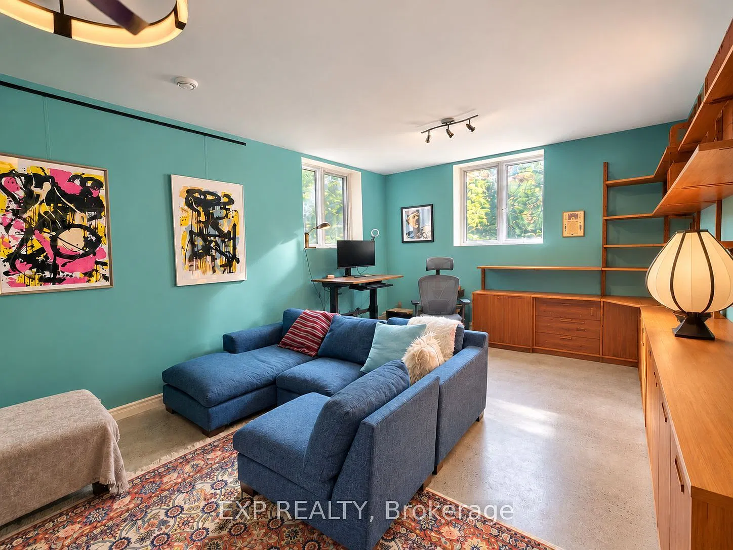 4 bed, $6,000 — Photo 2