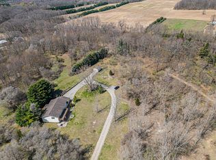 6033 Territorial Rd, Benton Harbor, MI 49022