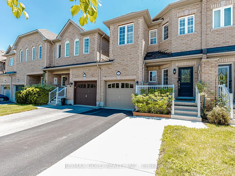 65 Niagara Trl — Photo 1