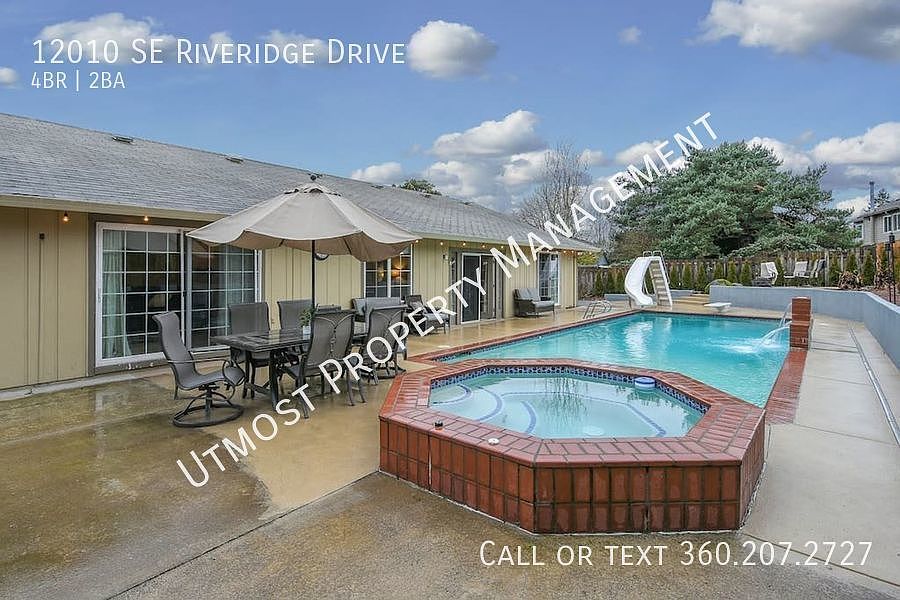 1st image of 12010 SE Riveridge Dr