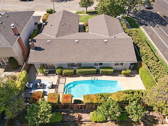 2nd image of 6293 Tracel Dr