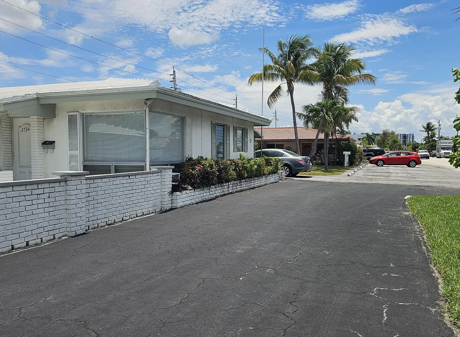 1 bed, 1.0 bath, 3056 sqft, $1,485 — Photo 3