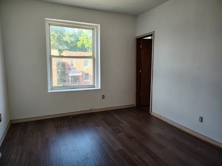 second floor bathroom 1