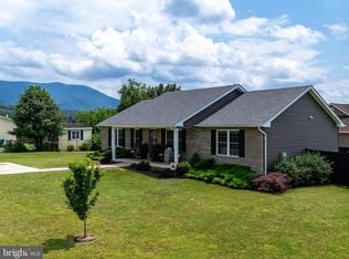 250 Fairview Rd, Luray, VA 22835
