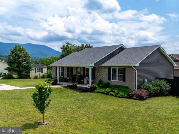 250 Fairview Rd, Luray, VA 22835