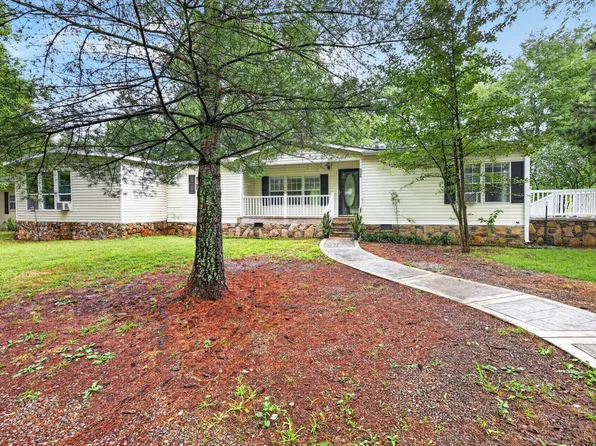 2388 Bear Creek Pike, Columbia, TN 38401