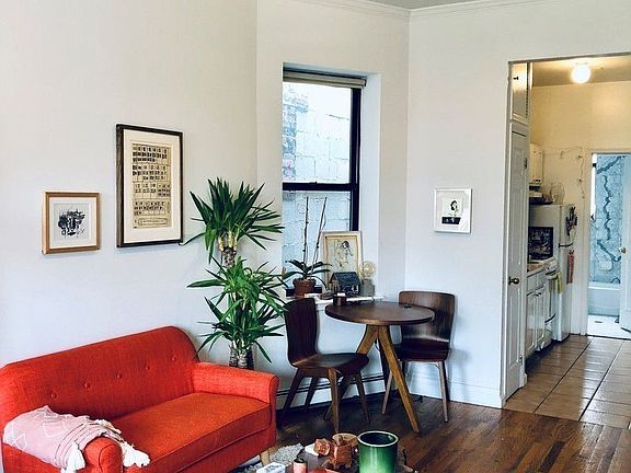 5th image of 179 E Houston St #5