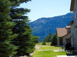 124-4 Mangum Cir, Donnelly, ID 83615