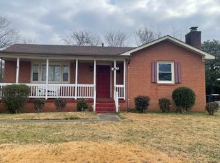 1413 Blueberry Ln, Greensboro, NC 27401