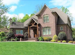 2770 Spicewood Trails Ln, Winston Salem, NC 27106