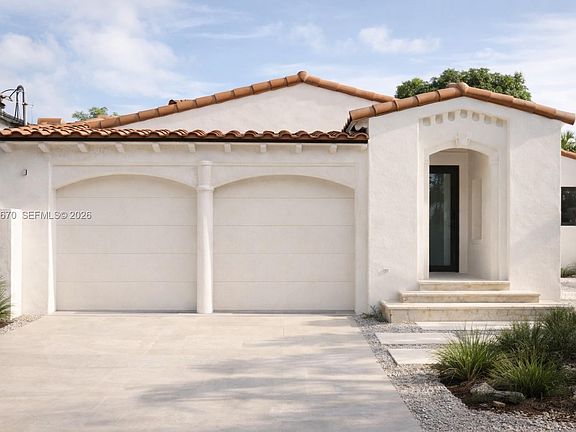 2nd image of 4345 Alton Rd