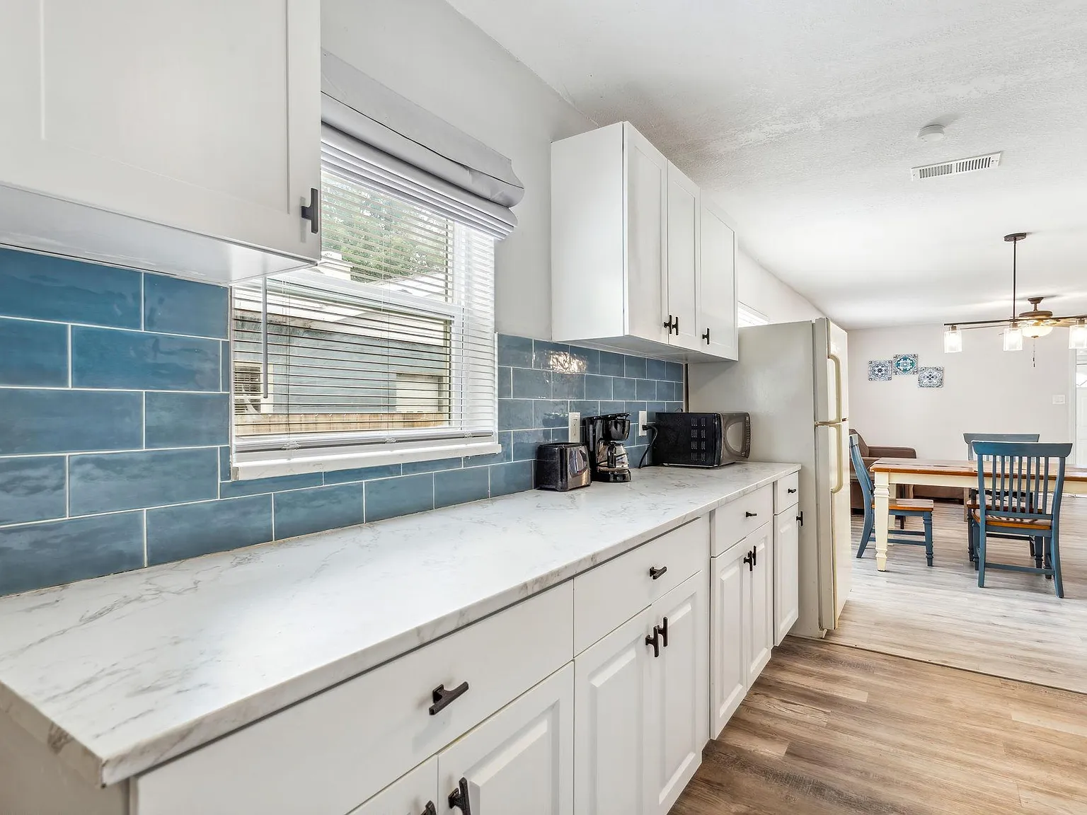 3 bed, 2100 sqft, $800 — Photo 4