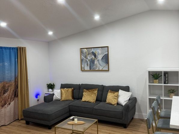 20423 NW 29th Pl #Id1471918p