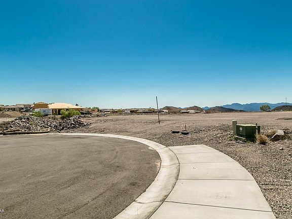 2nd image of 4060 Avienda Del Sol Lot 11