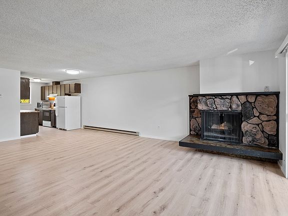 4th image of 2121 E Upriver Dr APT 15