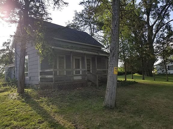 2nd image of 4541 Charlemagne Dr