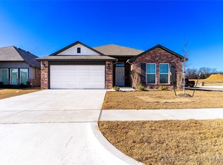 10876 S 271st East Ave, Coweta, OK 74429