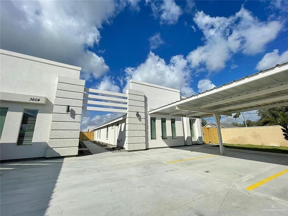 1st image of 3604 Bella Costa Dr #2