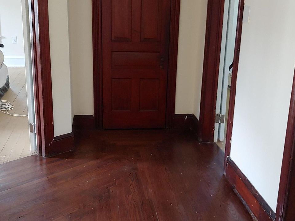 2nd image of 101 New St E