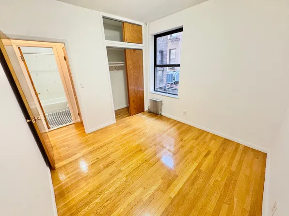 285 Mott Street image 1 of 10