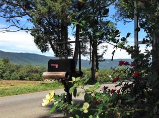 525 Glass Hollow Rd, Afton, VA 22920