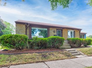 3401 S 25th St, Milwaukee, WI 53215