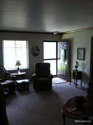 5th image of 970 Country Club Dr