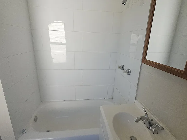 234-236 Renner Ave #3 — Photo 23