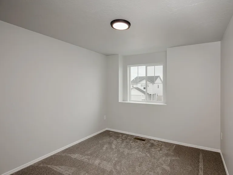 5143 W Apgar St — Photo 8