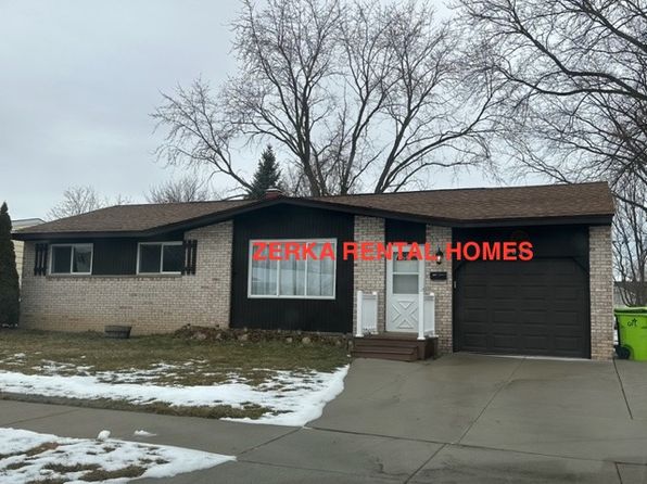 9048 Chesterfield Dr