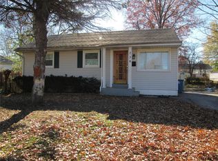 230 Shepley Dr, Saint Louis, MO 63137