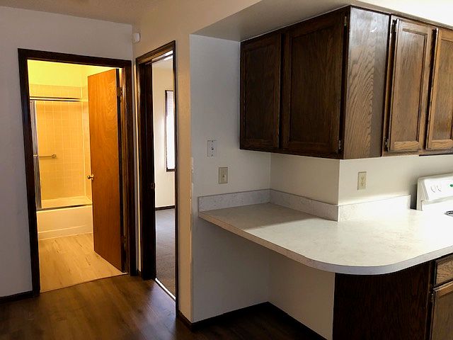 1st image of 326 Baker St #1