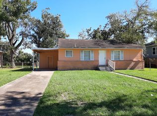 2314 Pacific St, Orange, TX 77630