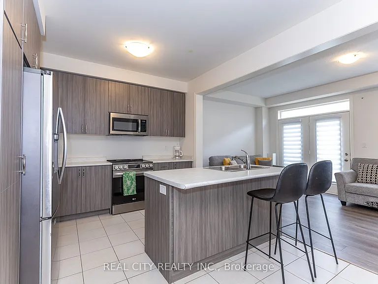 11 Hager Creek Ter — Photo 4