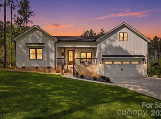 420 Stillwater Rd, Troutman, NC 28166