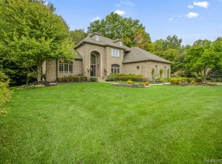 7809 Haverhill Ct N, Canton, MI 48187